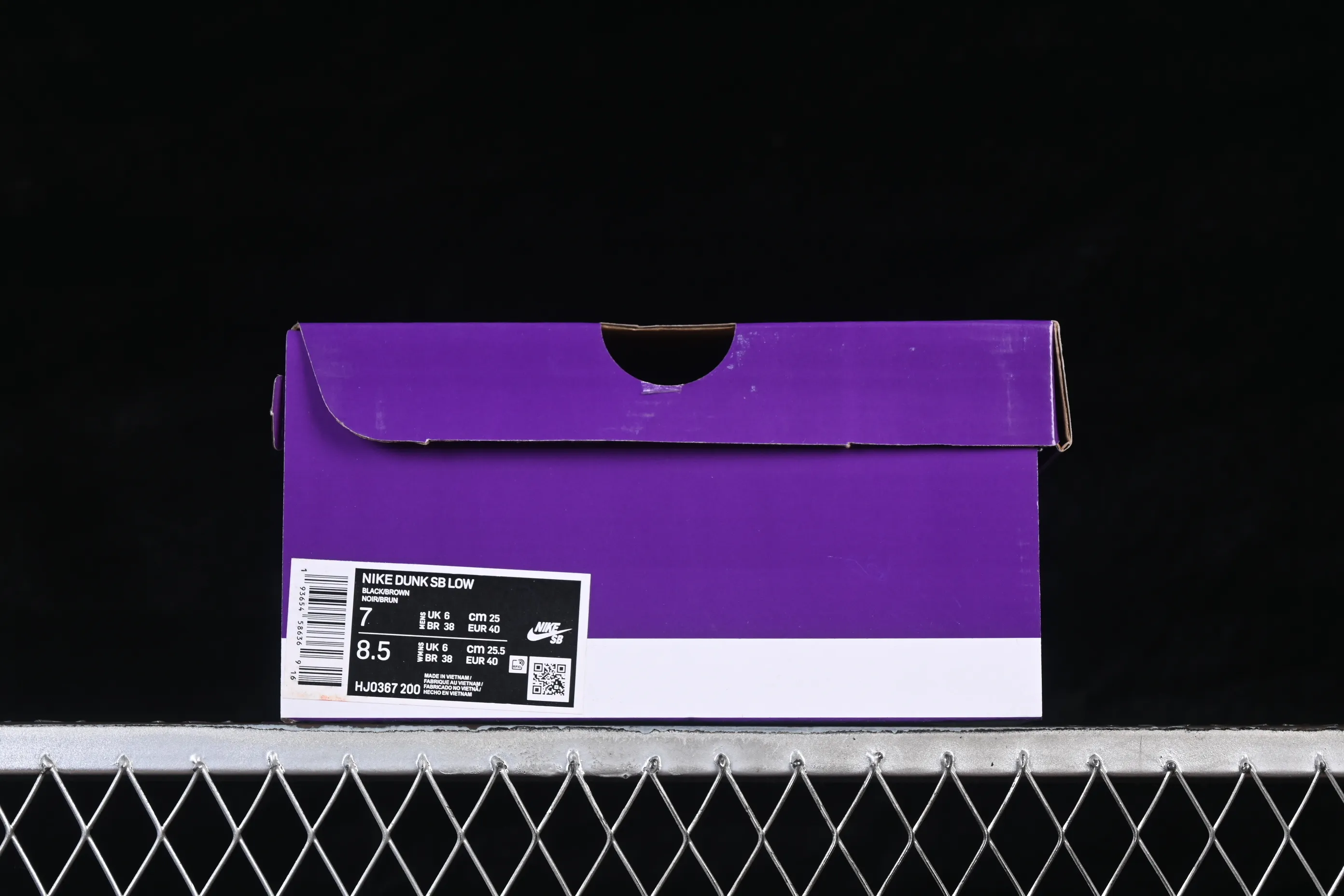 All categories Nk SB Dunk series Nk SB Dunk Low low-top sneakers Nike SB Dunk Low khaki black and blue hook low-top casual sneakers HJ0367-200